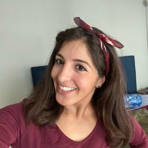 Meet your Posher, Connie